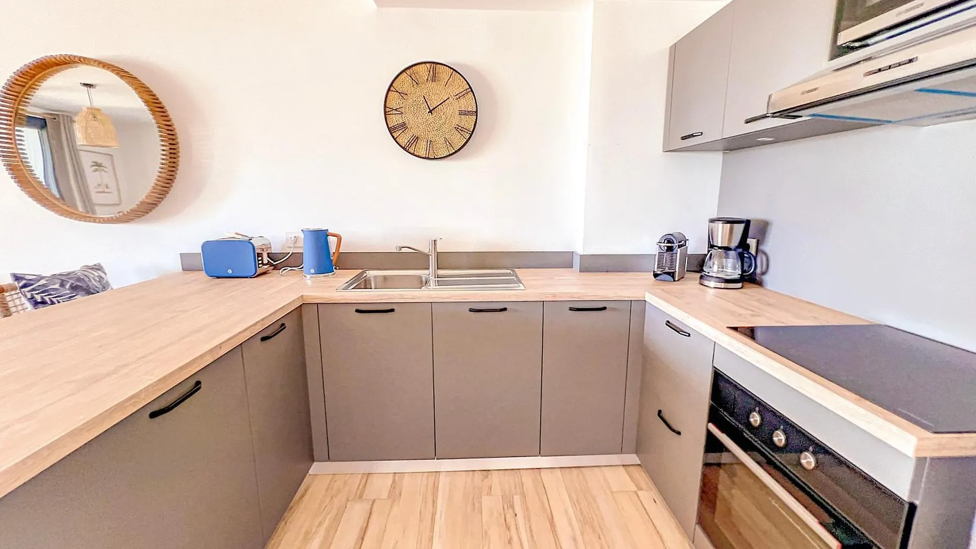 Ciel En Mer, Direct Access To Orient Bay Beach 1 Bedroom 0*,