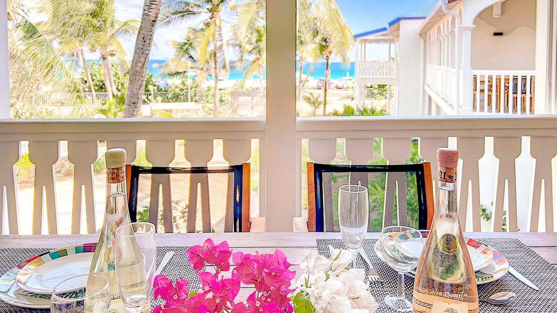 הקונטקטים של Ciel En Mer, Direct Access To Orient Bay Beach 1 Bedroom