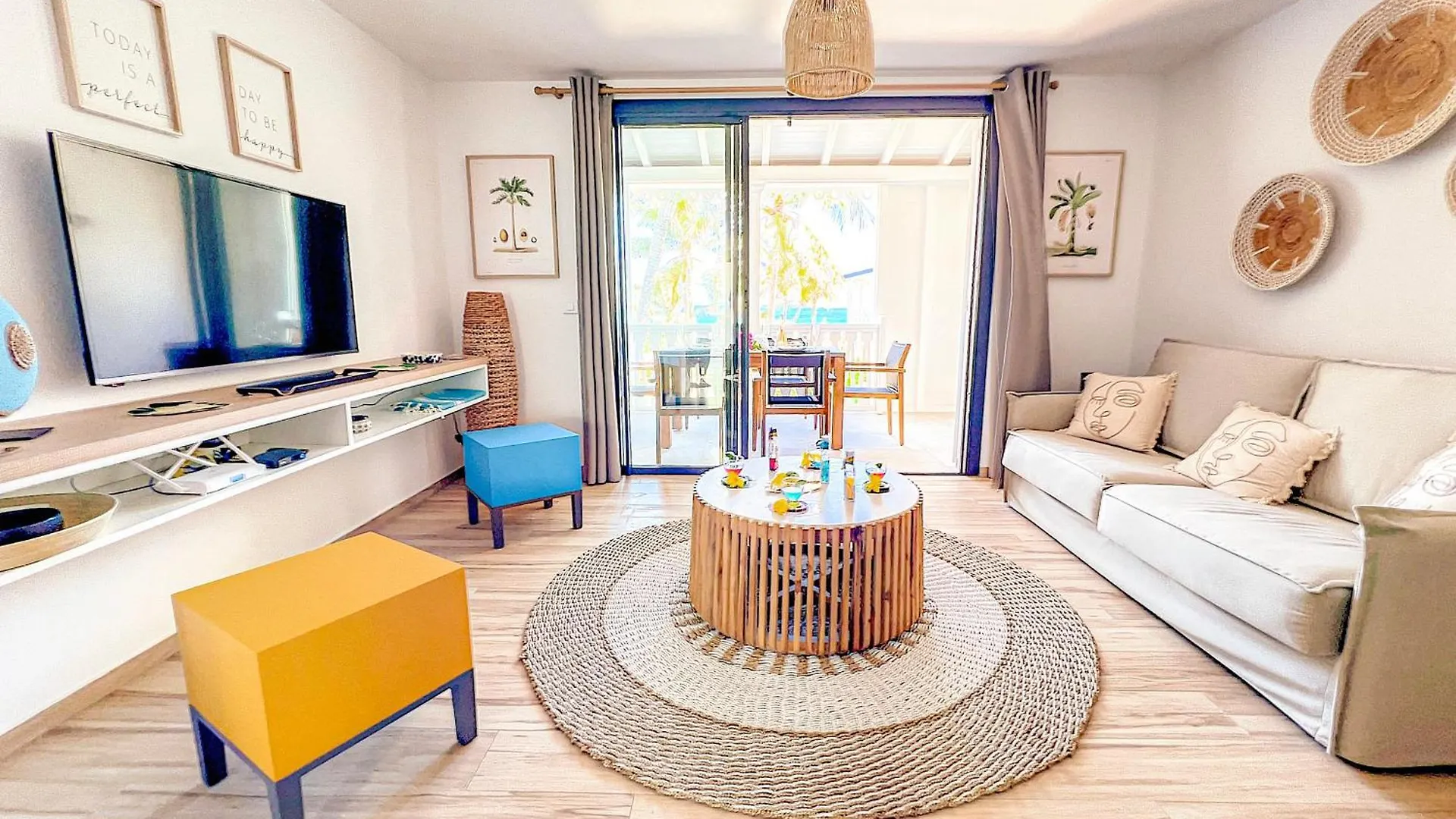 Ciel En Mer, Direct Access To Orient Bay Beach 1 Bedroom
